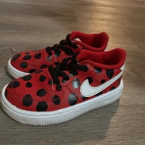 Brand new, toddler shoes size 9